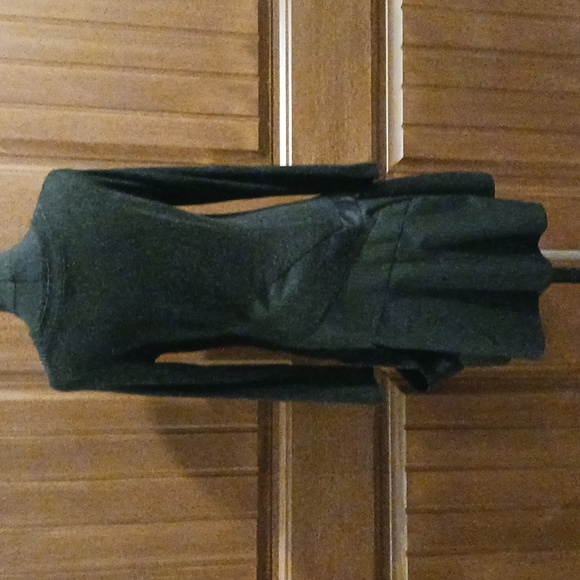 Lauren Vidal Black Dress. Size M - Picture 6 of 6